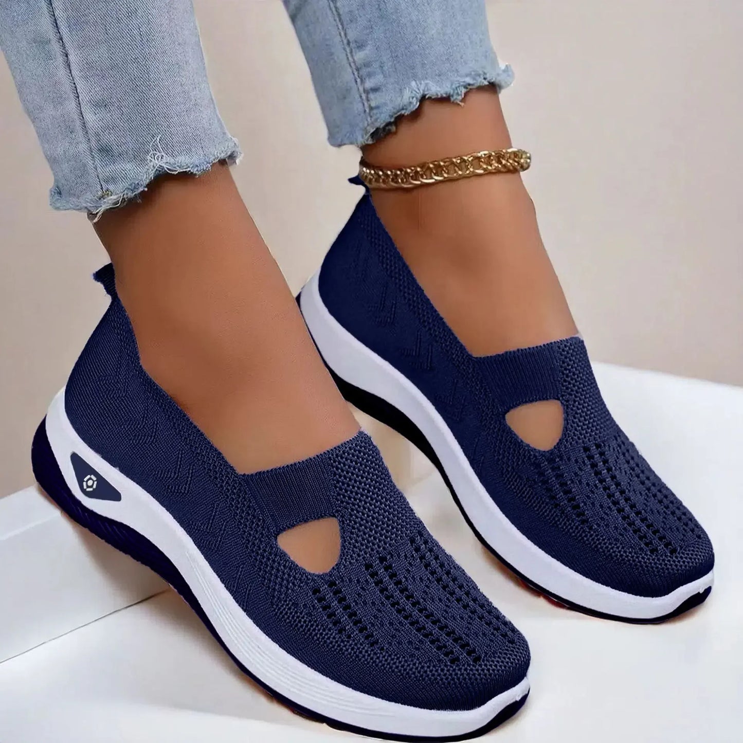 Women's Breathable Non-Slip Walking Shoes