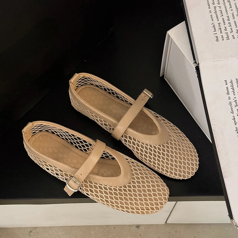 Women's Cut-Out Mary Jane Flats