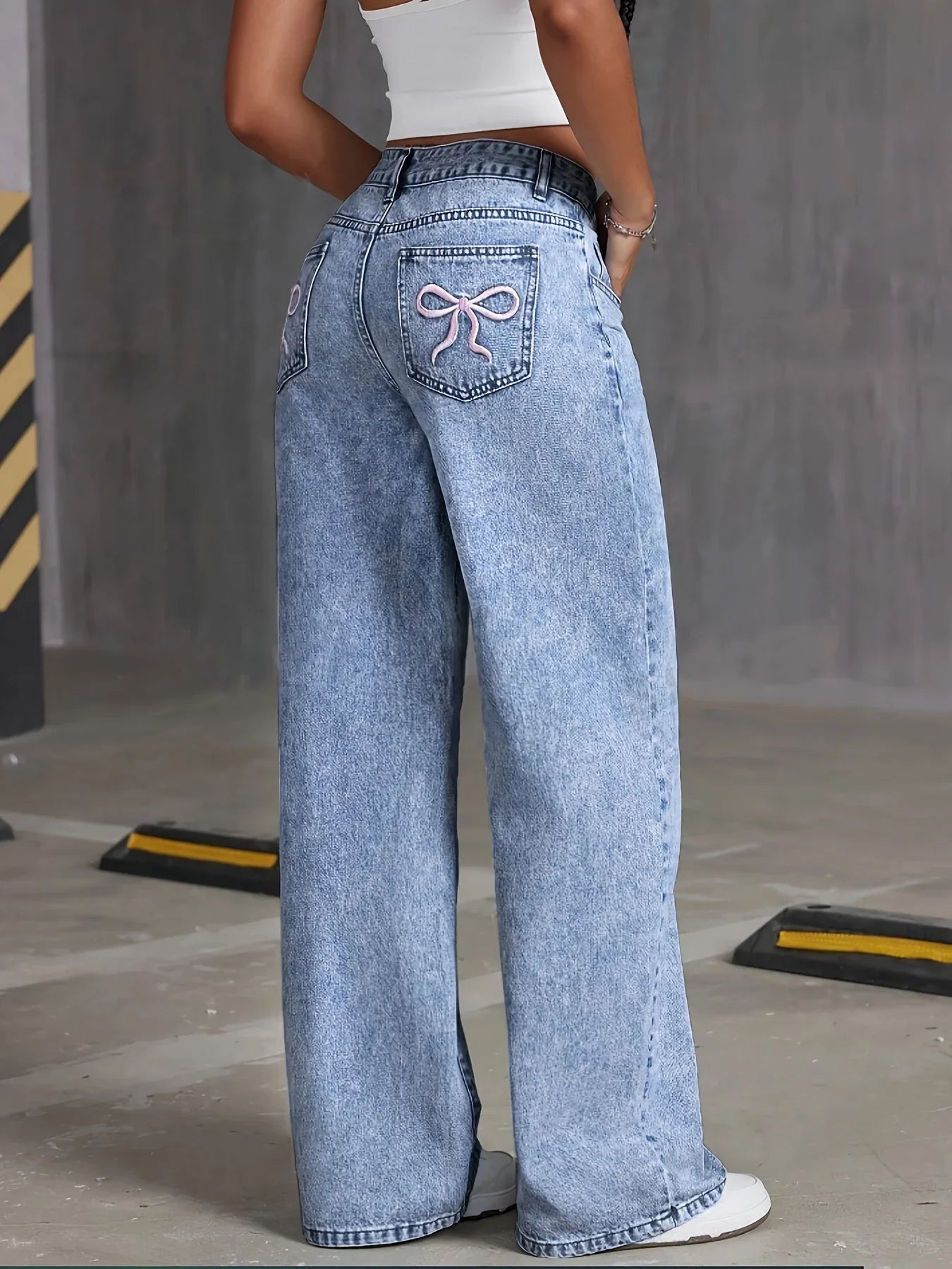 Women's Bow Embroidered Wide Leg Jeans