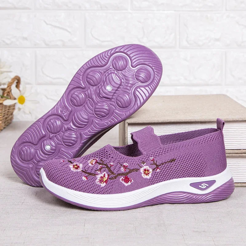 Women's Breathable Chunky Sole Sneakers