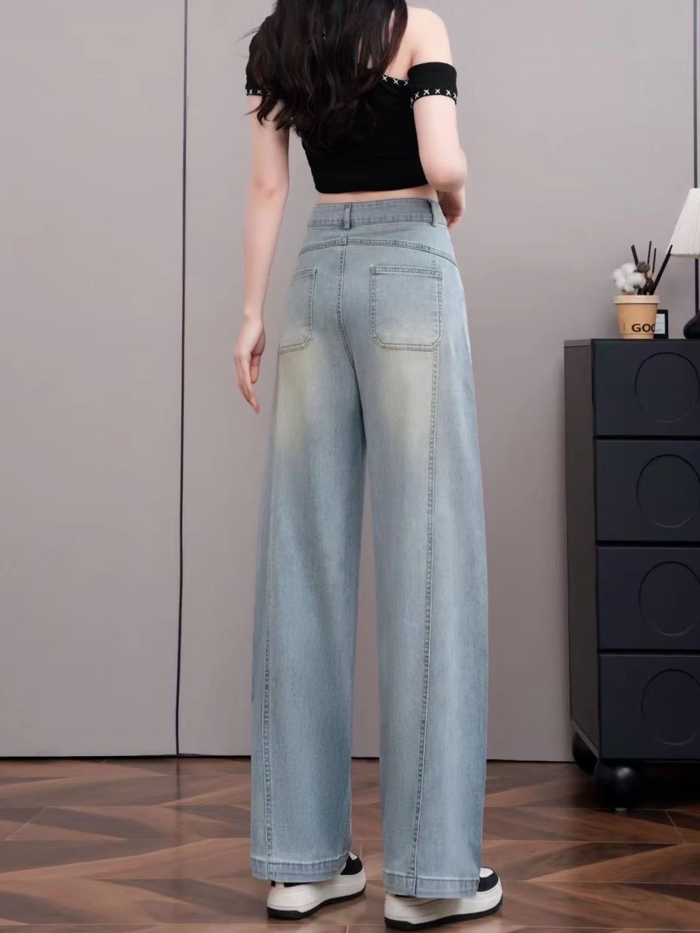 Women's High-Waisted Light Blue Wide Leg Jeans