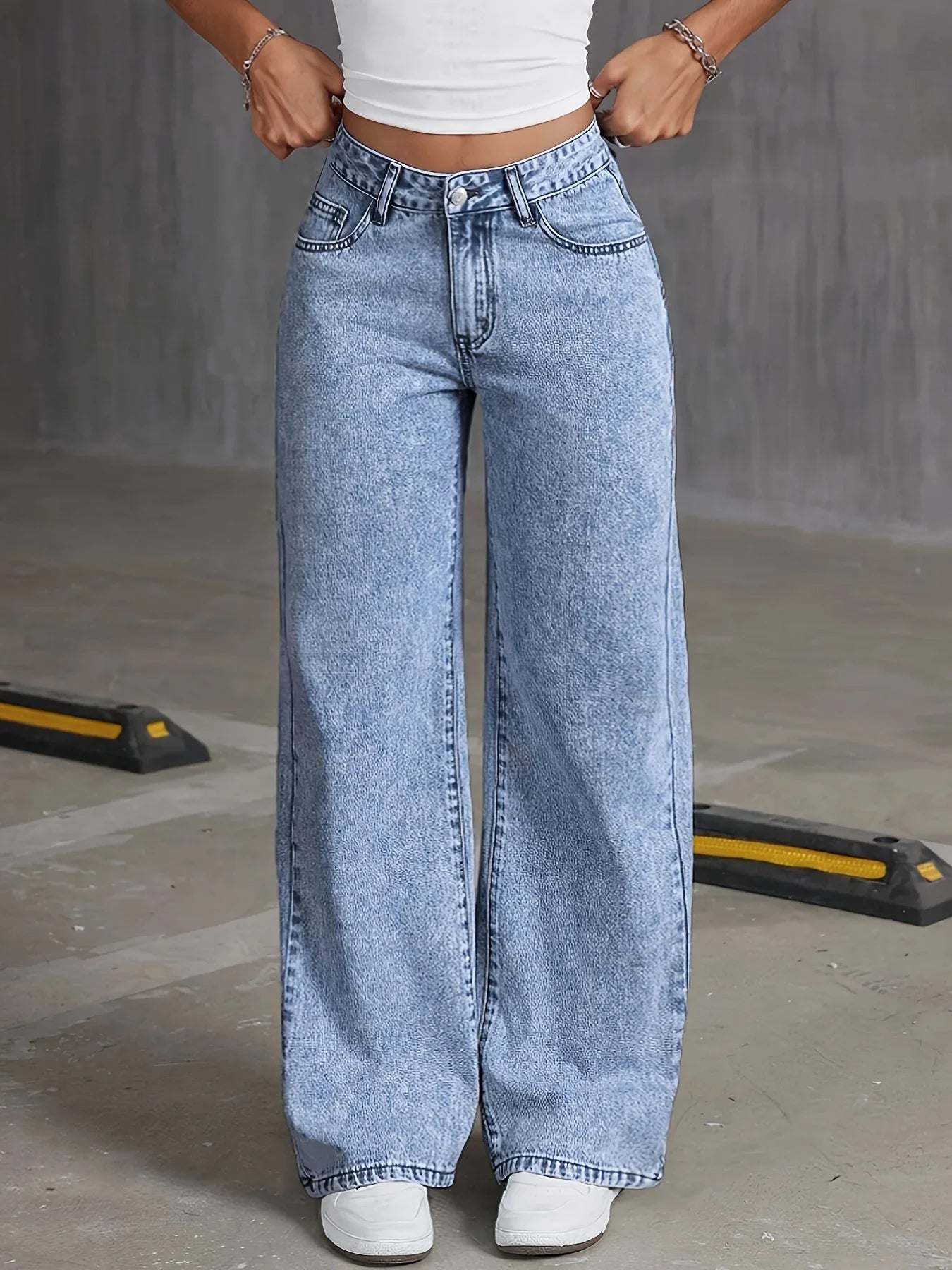 Women's Bow Embroidered Wide Leg Jeans
