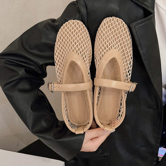 Women's Cut-Out Mary Jane Flats