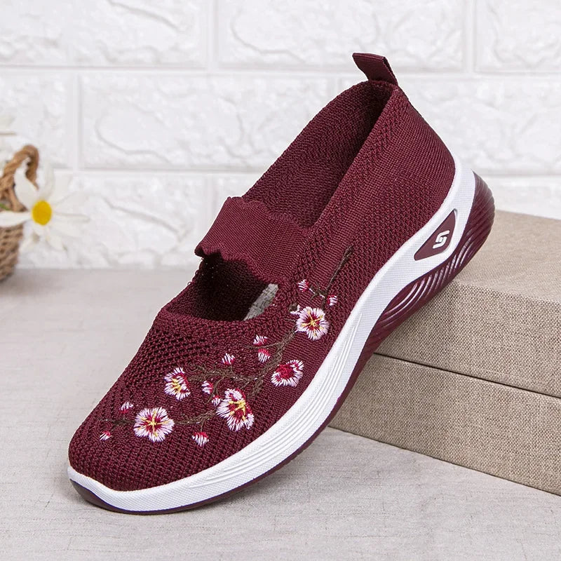 Women's Breathable Chunky Sole Sneakers
