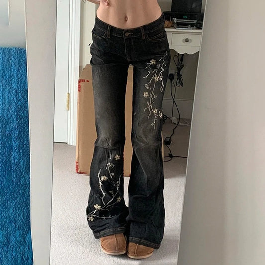 Women's Floral Embroidered Y2K Flared Jeans